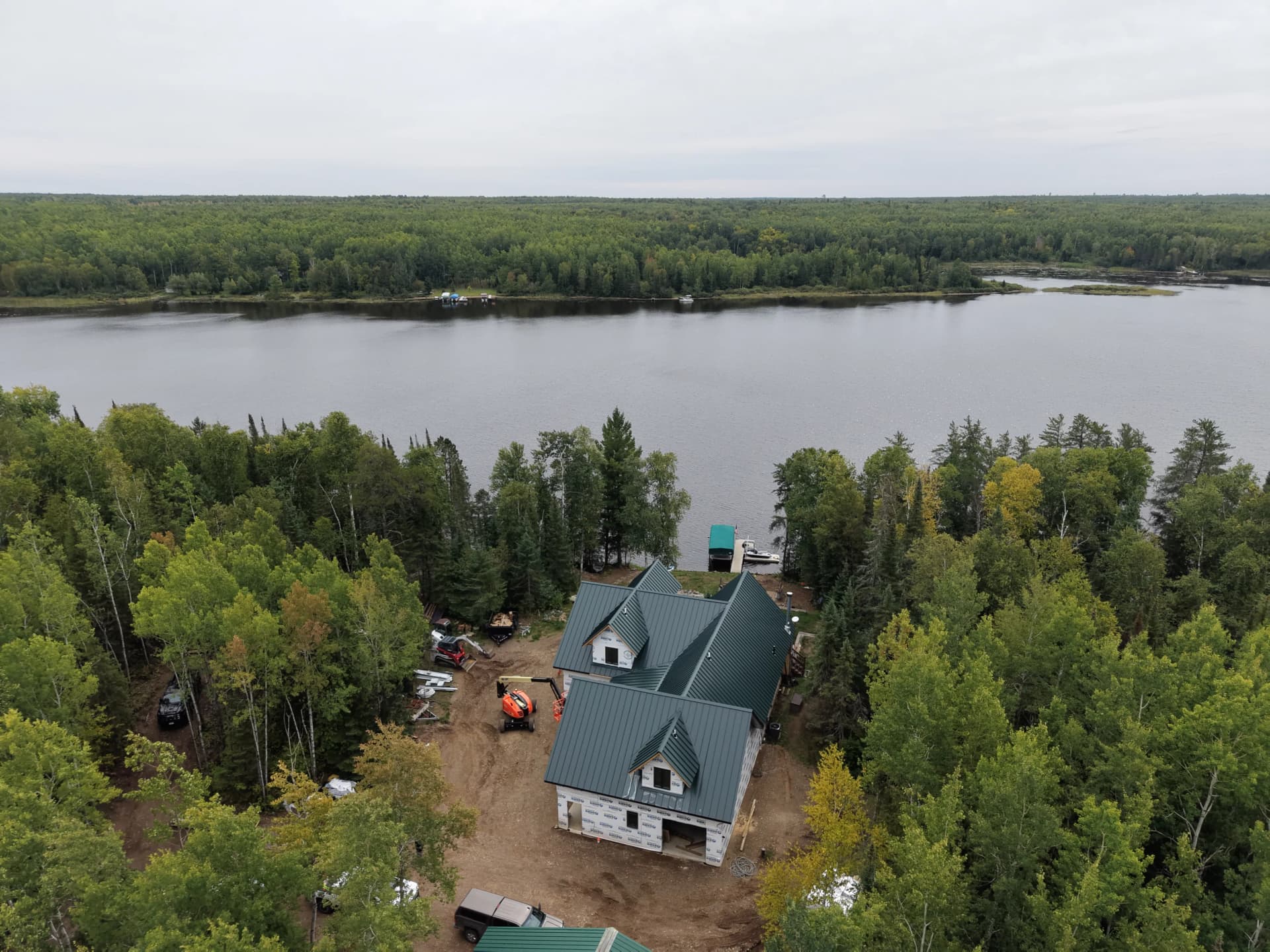 Gallery photos for 24 Gauge Standing Seam Metal Roof on a Lake Home Near Duluth: Image #1
