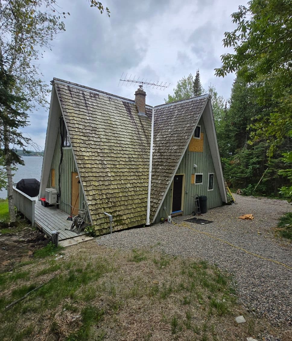 Gallery photos for Standing Seam Metal Roof on a Lake Vermilion Cabin: Image #2