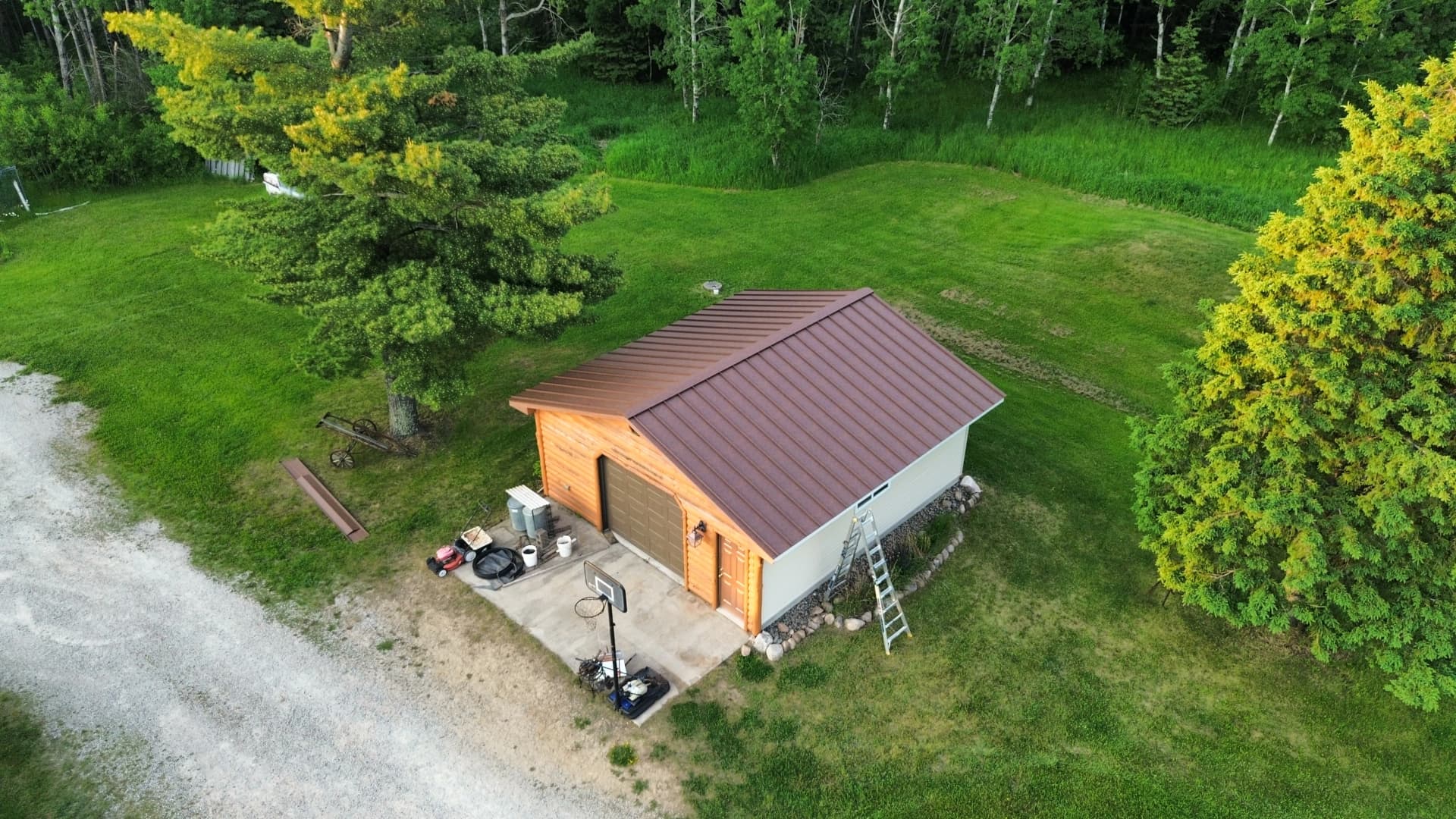 24-Gauge Standing Seam Metal Roof on a Garage in Western Rust image