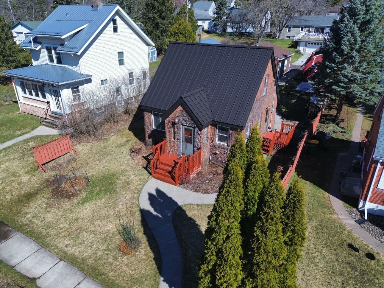 Standing Seam Metal Roof in Duluth's Lakeside Neighborhood image