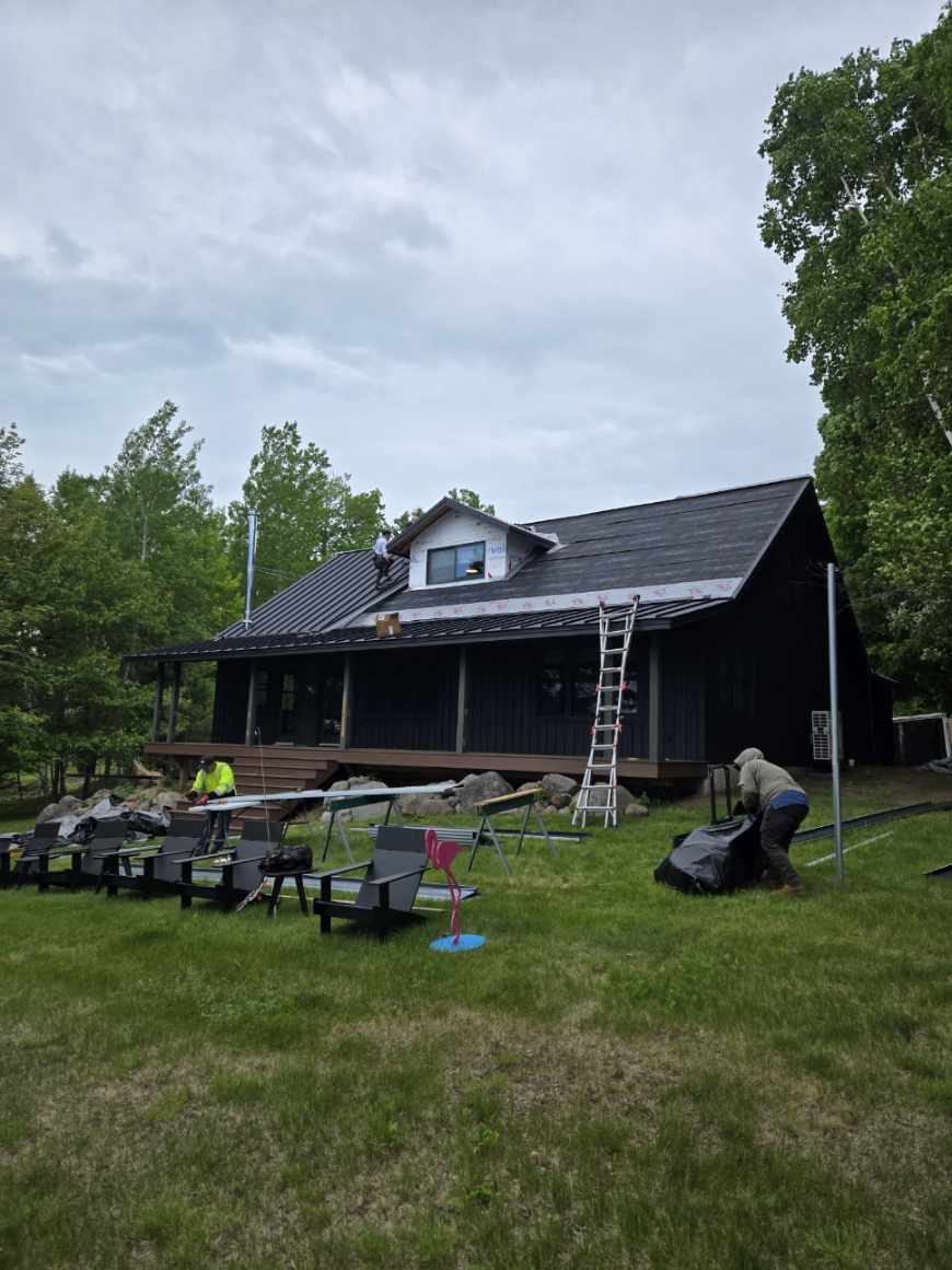 Gallery photos for Stunning Metal Roof Installation at Island Lake: Image #1