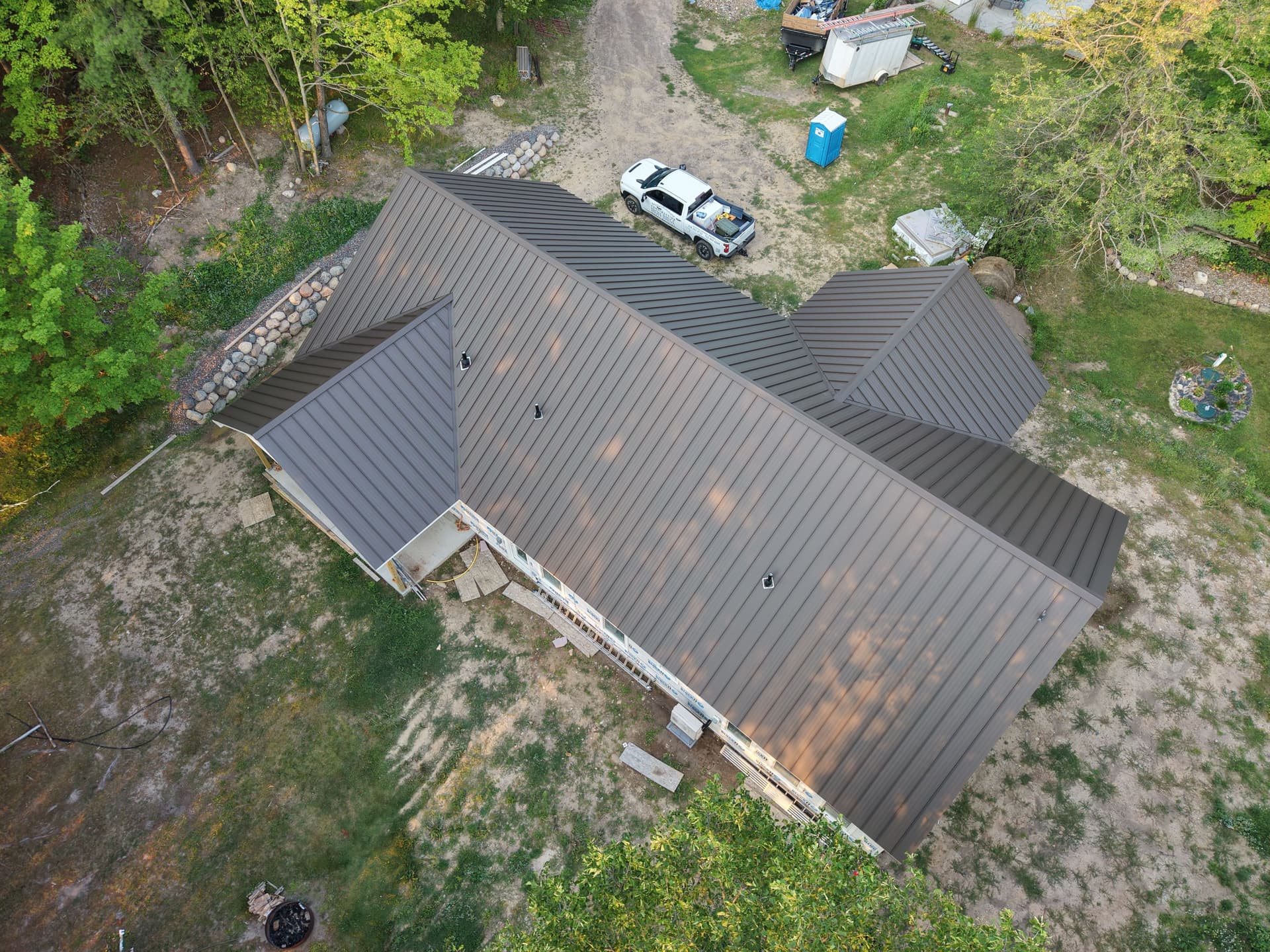 Gallery photos for 24 Gauge Mechanically Seamed Metal Roof on a New Lakeside Build: Image #3