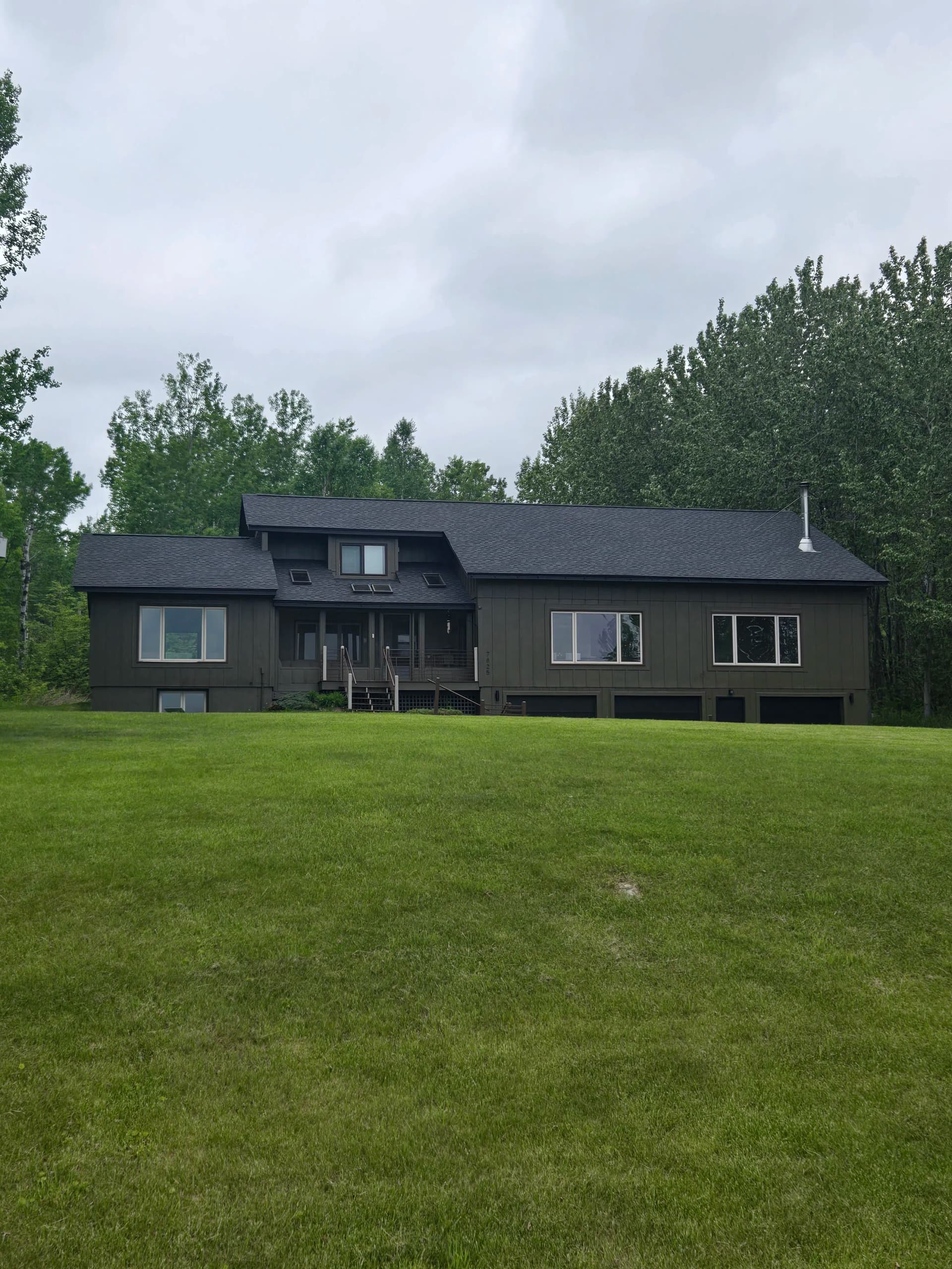 GAF Charcoal Gray Asphalt Shingle Roof Replacement Done Right image