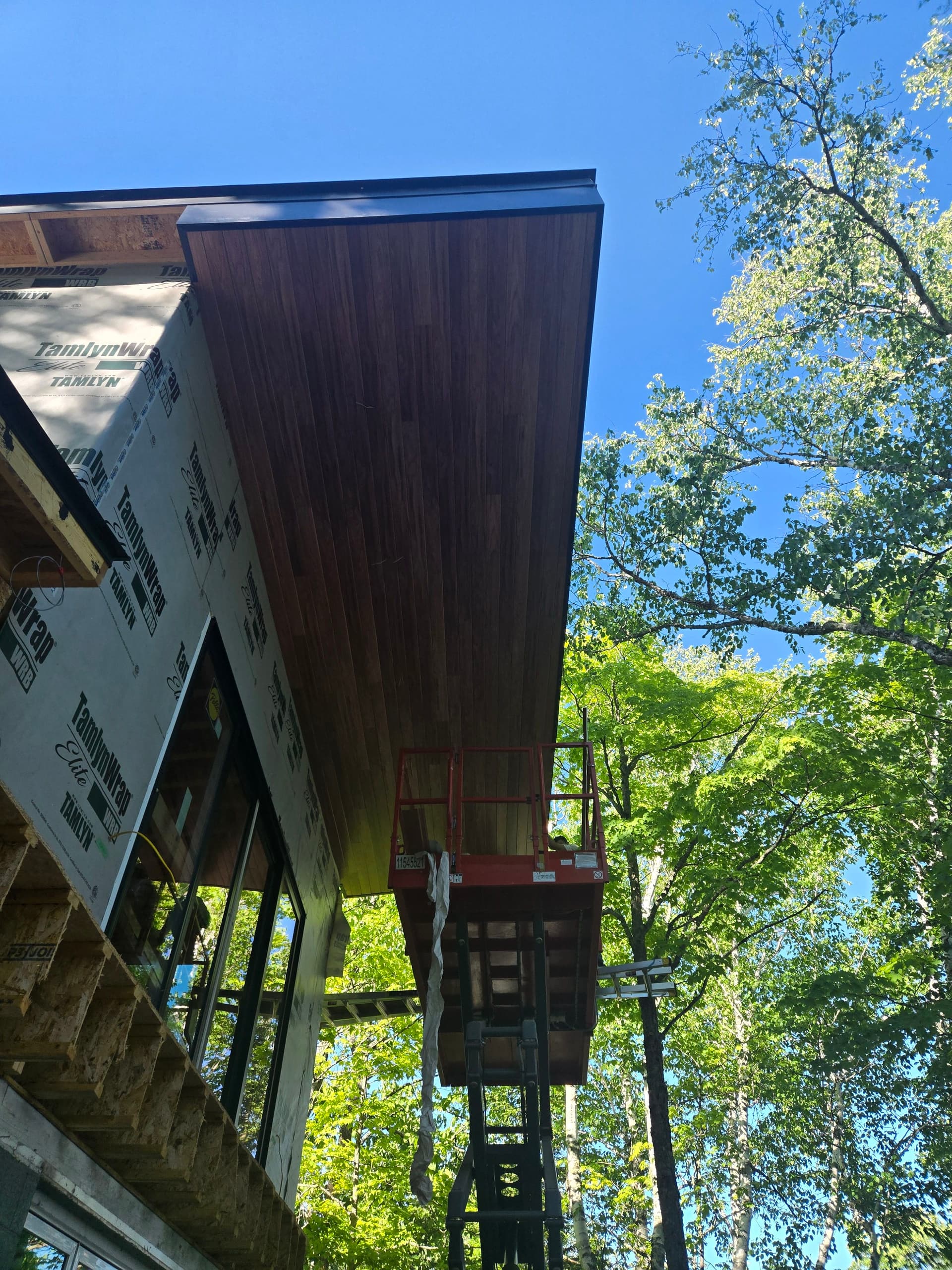 Gallery photos for 24-Gauge Mechanical Seam Metal Roof on Aerie Lake in Alborn: Image #2